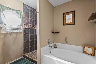 8625 Cotton Creek Lane, Fort Worth, TX 76123 - Photo 11