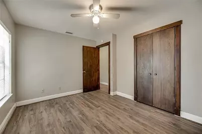 202 S Willomet Drive, Dallas, TX 75208 - Photo 19