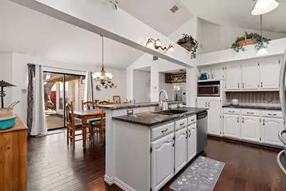 2801 Stoneridge Drive, Garland, TX 75044 - Photo 13