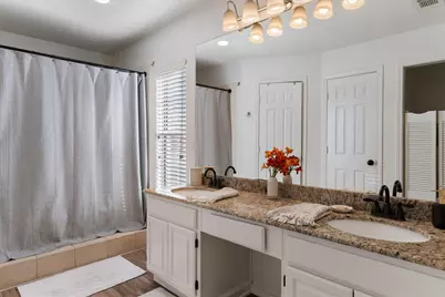 7518 Bayview Drive, Rowlett, TX 75088 - Photo 15