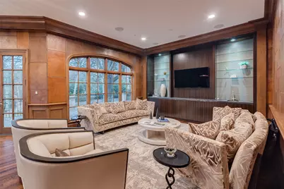 4255 Cochran Chapel Road, Dallas, TX 75209 - Photo 17