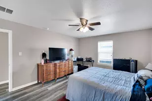 106 W Adair St, Alvarado, TX 76009 - Photo 11