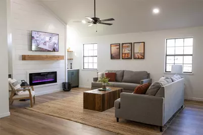 6808 Briar Road, Azle, TX 76020 - Photo 11