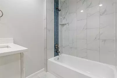 1123 W Morgan Street, Denison, TX 75020 - Photo 9