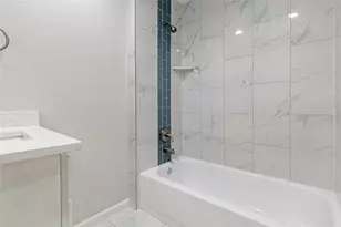 1123 W Morgan St, Denison, TX 75020 - Photo 9