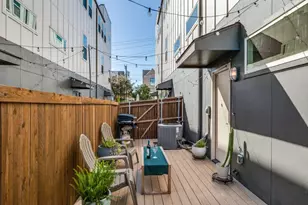 2310 N Carroll Ave, Dallas, TX 75204 - Photo 25