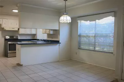 902 Rockwall Drive, Euless, TX 76039 - Photo 7