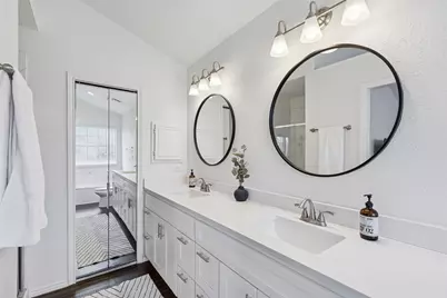 705 Timbercreek Drive, Hurst, TX 76053 - Photo 23