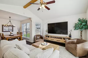 705 Timbercreek Dr, Hurst, TX 76053 - Photo 9