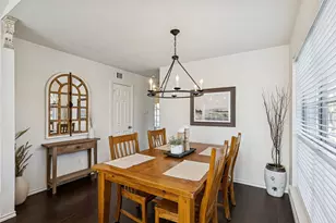 705 Timbercreek Dr, Hurst, TX 76053 - Photo 5