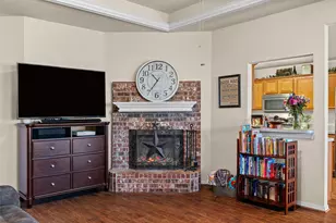 717 Rambling Ct, Granbury, TX 76049 - Photo 3