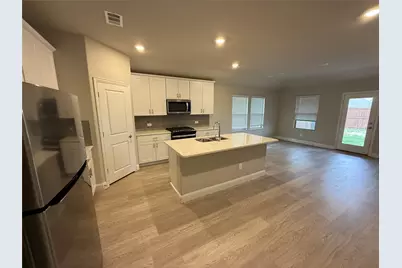 702 Williams Way, Lowry Crossing, TX 75069 - Photo 3