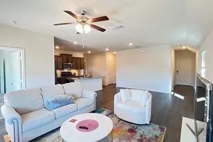 509 Calm Springs Dr, Princeton, TX 75407 - Photo 5