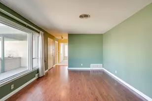 4945 Flagstone Dr, Fort Worth, TX 76114 - Photo 5