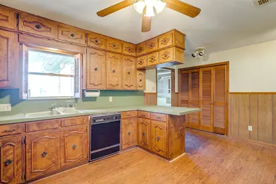 4945 Flagstone Drive, Fort Worth, TX 76114 - Photo 7