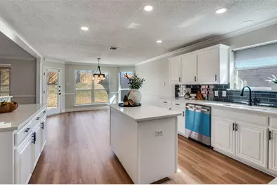 1808 Wolf Creek Drive, Arlington, TX 76018 - Photo 13