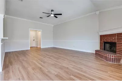 1808 Wolf Creek Drive, Arlington, TX 76018 - Photo 5