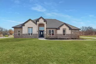 129 Altom Rd, Springtown, TX 76082 - Photo 1