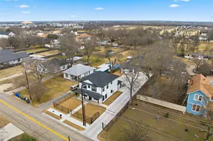 3008 S 3rd St, Waco, TX 76706 - Photo 33