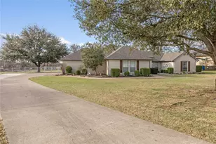 1808 Bear Springs Dr, Haslet, TX 76052 - Photo 35