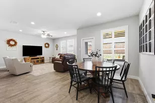 821 Blackhorse Trl, Justin, TX 76247 - Photo 21