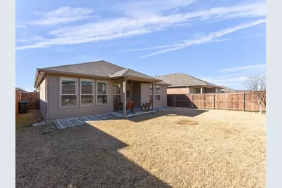 821 Blackhorse Trail, Justin, TX 76247 - Photo 31