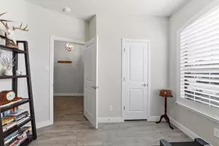 821 Blackhorse Trl, Justin, TX 76247 - Photo 5