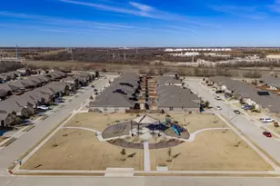 821 Blackhorse Trl, Justin, TX 76247 - Photo 35