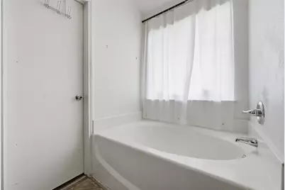 1308 Meadow Glen, Lancaster, TX 75146 - Photo 15