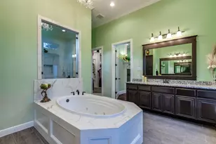 1619 Bloomfield Rd, Valley View, TX 76272 - Photo 9