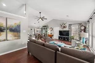 5046 Loper Cir, Streetman, TX 75859 - Photo 5