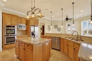 3072 Rosebud Ct, Grand Prairie, TX 75104 - Photo 9