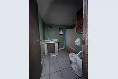 10903 Oakdale Drive, Tyler, TX 75707 - Photo 11