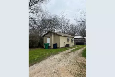 3716 N Elm Street #C, Denton, TX 76207 - Photo 3