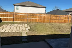 515 Creekside Dr, Princeton, TX 75407 - Photo 29