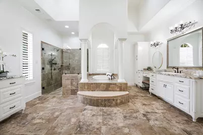 1916 W Emerald Bend Court, Granbury, TX 76049 - Photo 11