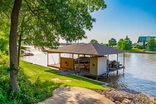 1916 W Emerald Bend Ct, Granbury, TX 76049 - Photo 31