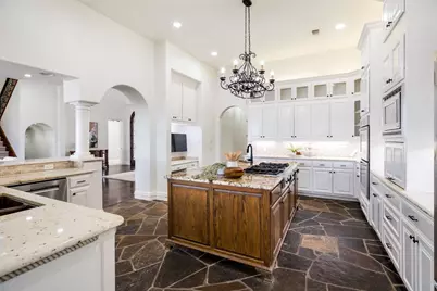 1916 W Emerald Bend Court, Granbury, TX 76049 - Photo 5