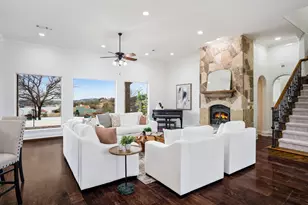 1916 W Emerald Bend Ct, Granbury, TX 76049 - Photo 3