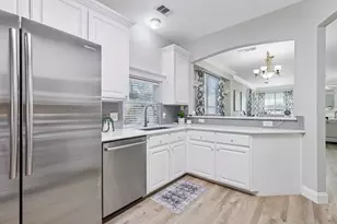 1100 Breezewood Dr, Lewisville, TX 75077 - Photo 3