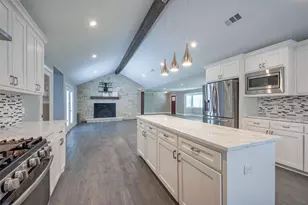 11224 Jamestown Rd, Dallas, TX 75230 - Photo 13