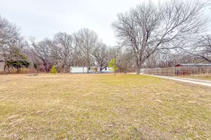 17340 County Road 3321, Frost, TX 76641 - Photo 23