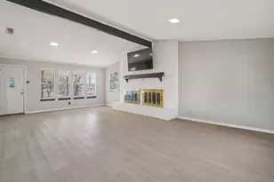 175 Creekview Dr E, Red Oak, TX 75154 - Photo 7