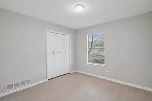 175 Creekview Dr E, Red Oak, TX 75154 - Photo 17