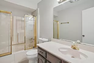 175 Creekview Dr E, Red Oak, TX 75154 - Photo 19