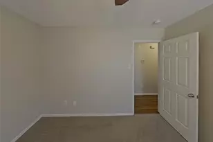 736 Elizabeth Dr, Burleson, TX 76028 - Photo 9