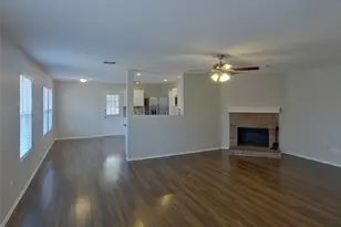 736 Elizabeth Dr, Burleson, TX 76028 - Photo 3