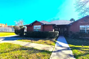 901 W Congress St, Denton, TX 76201 - Photo 1