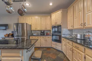 2200 Castle Rock Rd, Arlington, TX 76006 - Photo 11