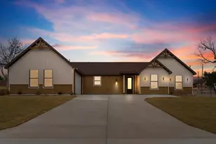 1101 Ajo Ct, Granbury, TX 76048 - Photo 1